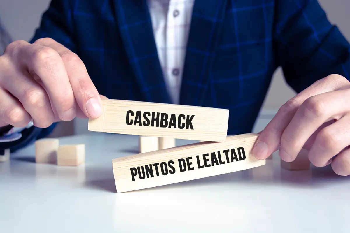 Puntos de lealtad vs Cashback