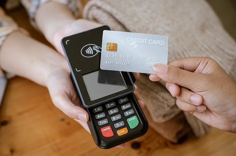 Ventajas de las tarjetas de crédito y débito